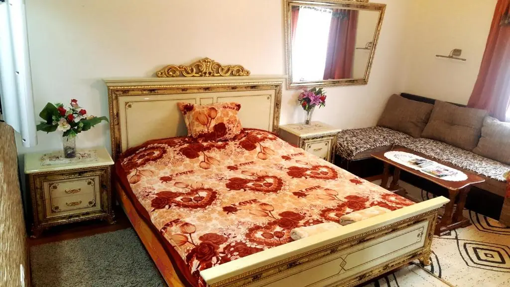 img_id_2407181.webp