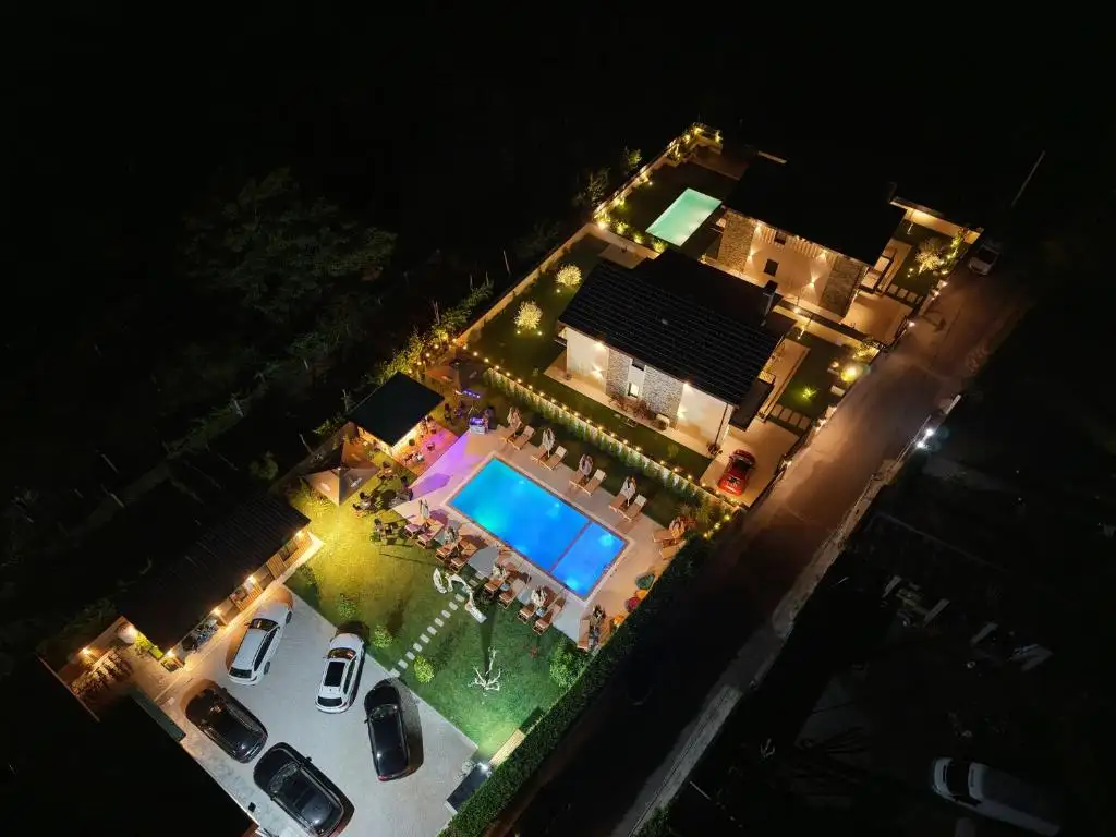 img_id_624874.webp
