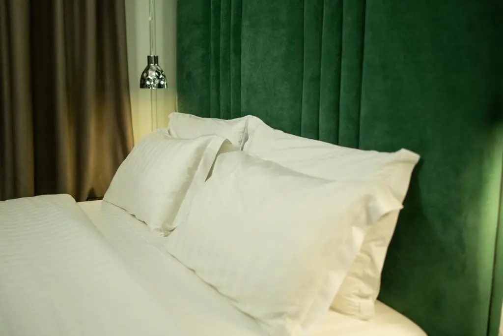 img_id_1660827.webp