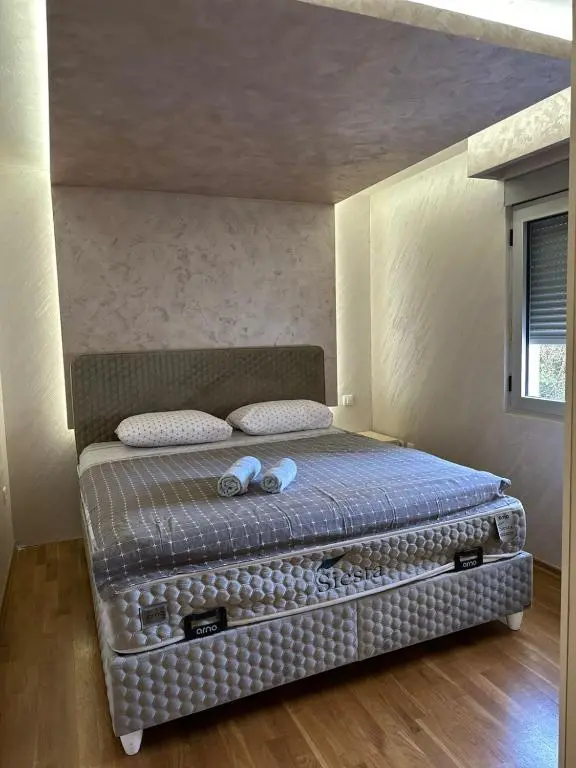 img_id_2401539.webp