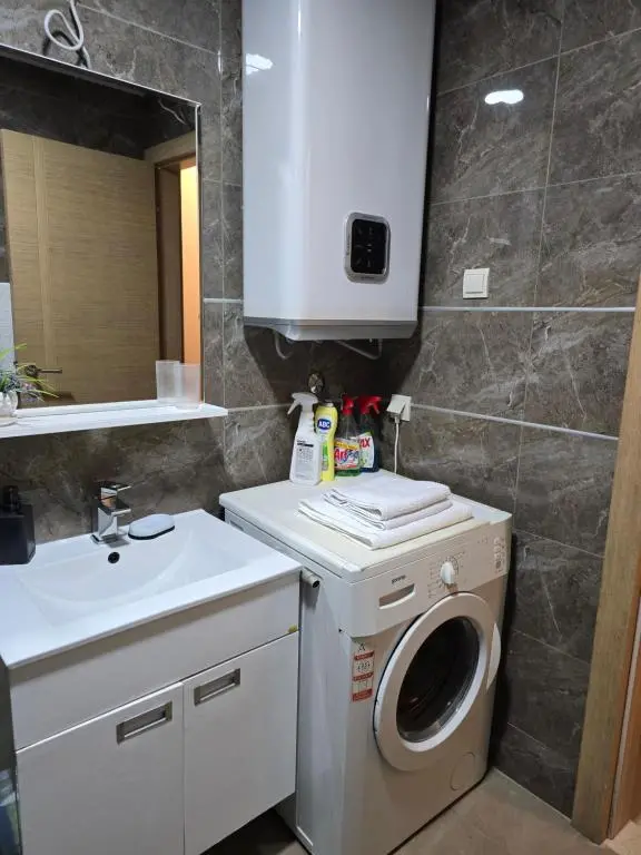 img_id_2401428.webp