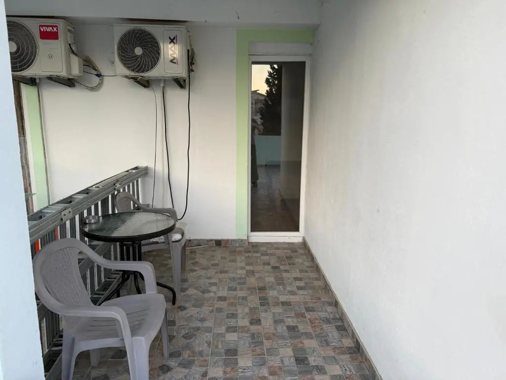 img_id_2398800.webp