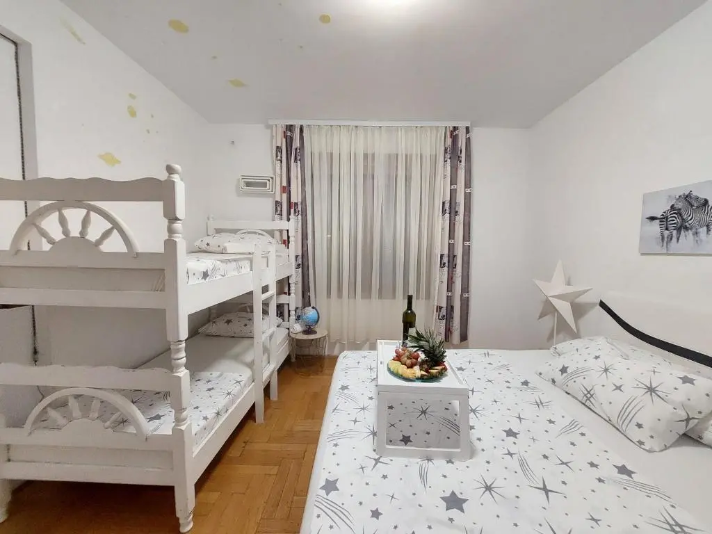 img_id_2397146.webp