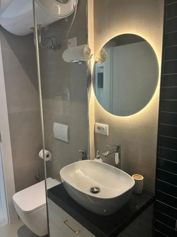 img_id_1692034.webp