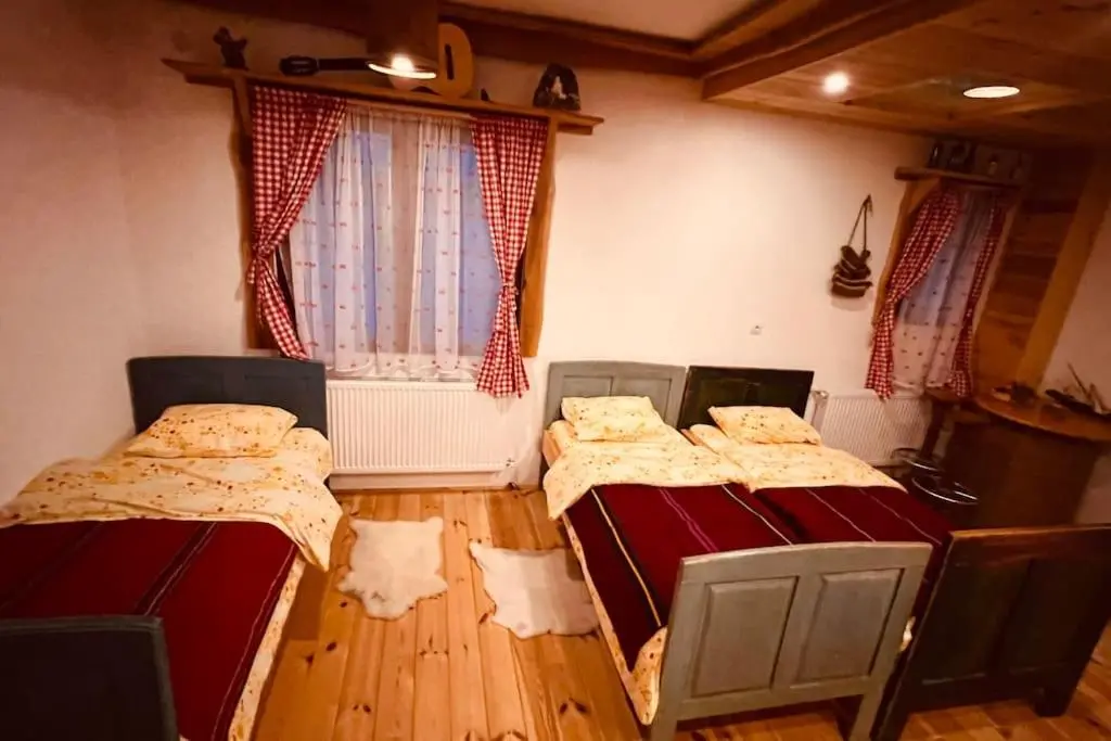 img_id_2395362.webp