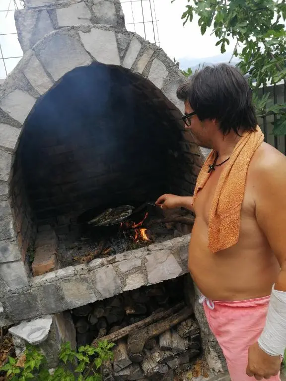 img_id_2394548.webp