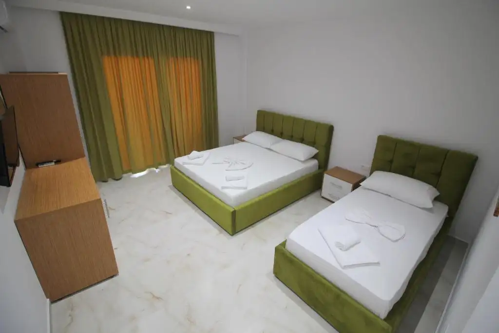 img_id_688057.webp