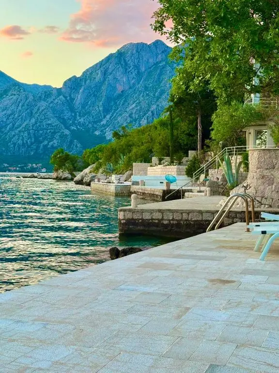img_id_2393923.webp