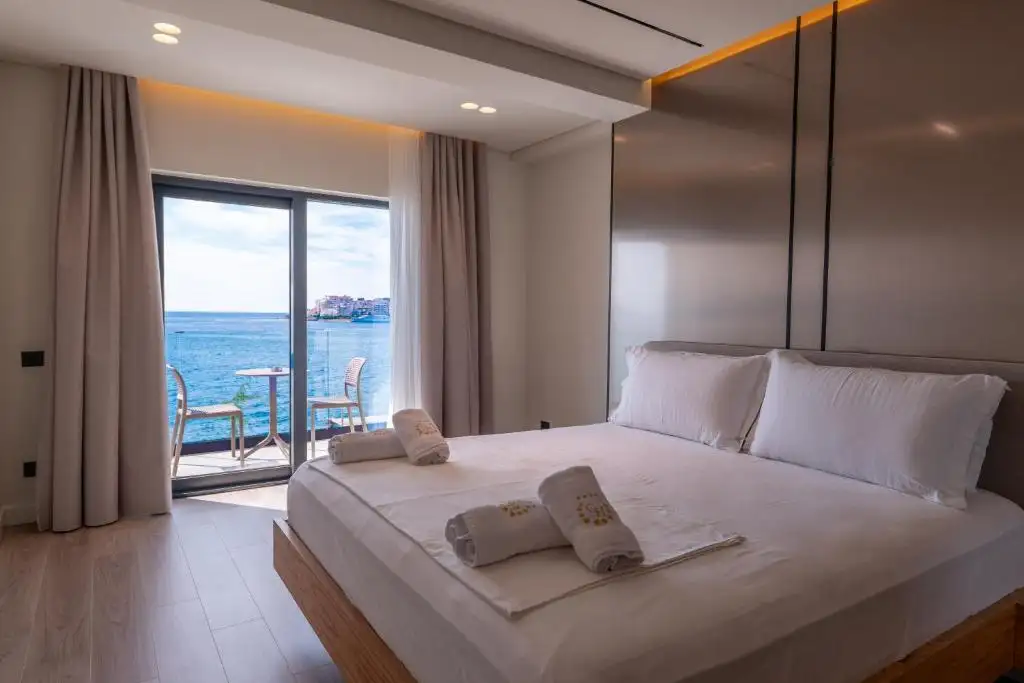 Grand Suite image 4