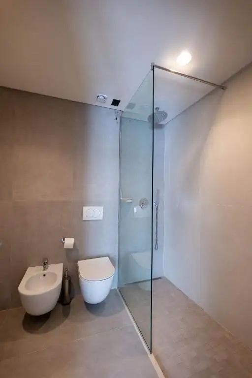 Double Room with Sea View image 2