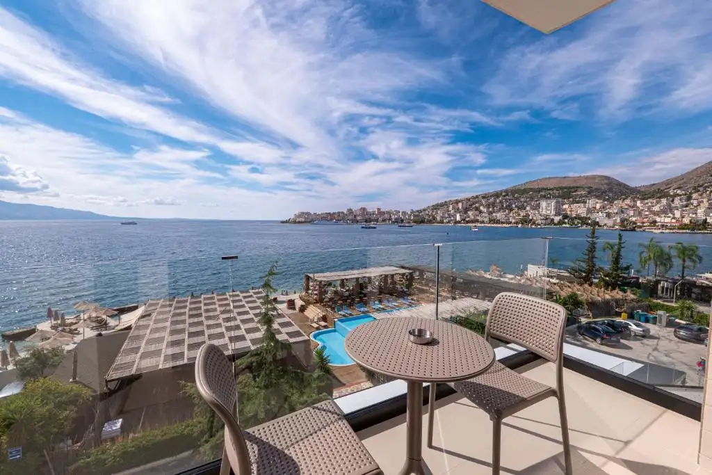 Suite with Sea View