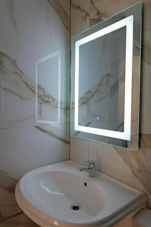 Quadruple Room image 18