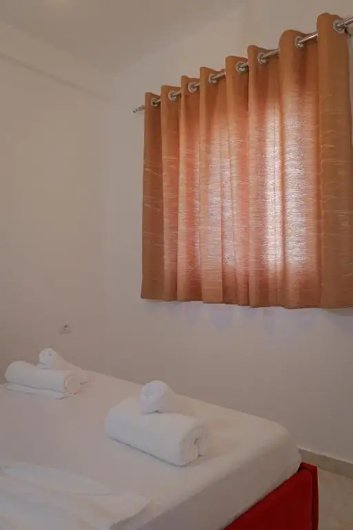 Quadruple Room image 3