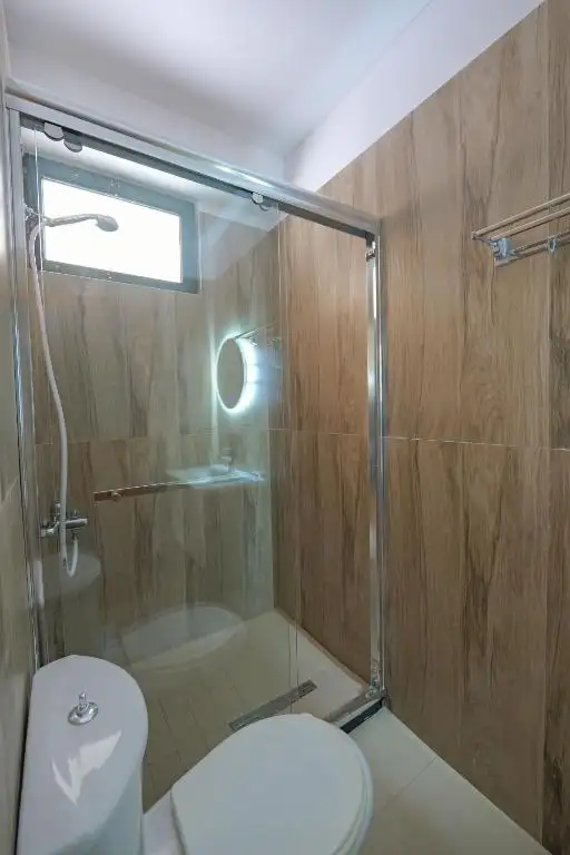 Family Room image 10