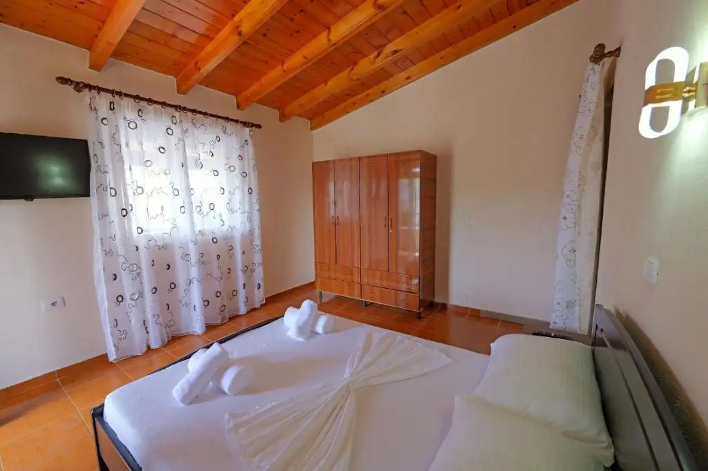 Two-Bedroom Apartment image 5