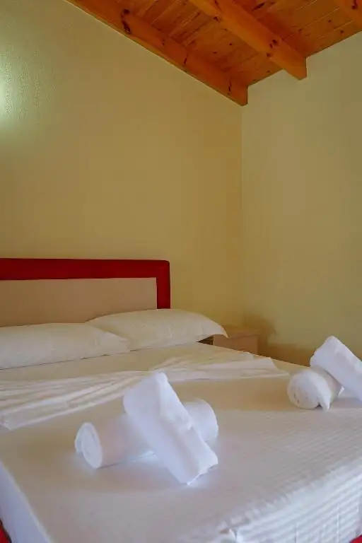 Triple Room with Sea View image 11