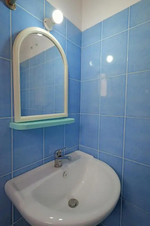 Triple Room with Sea View image 10
