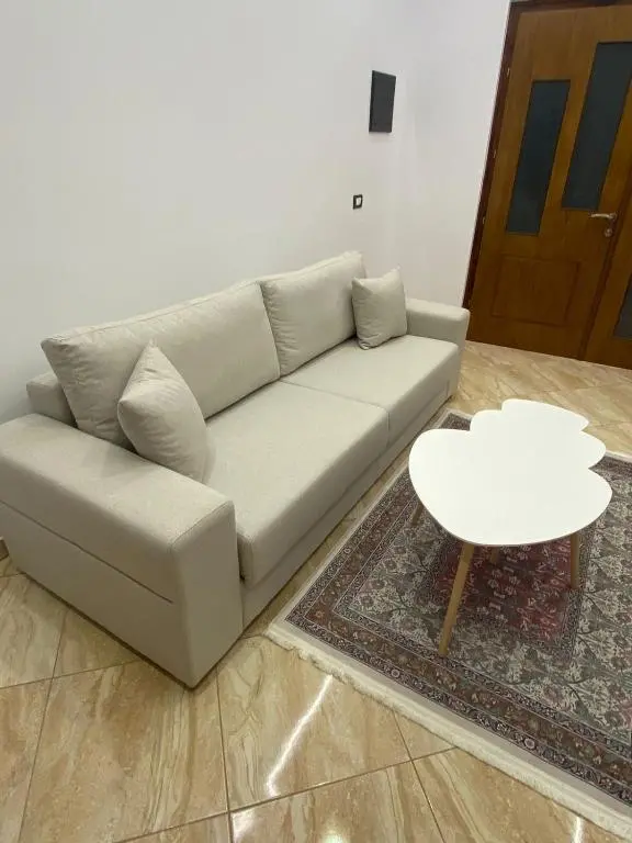 img_id_1002090.webp