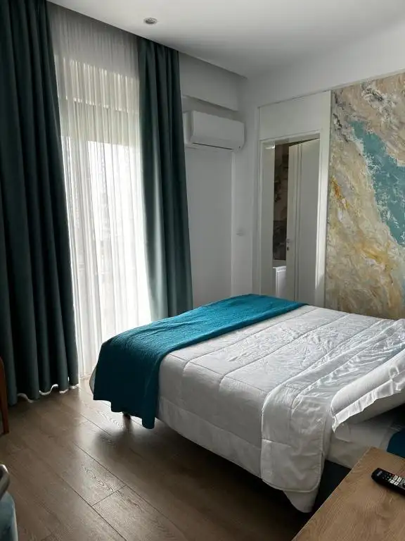 Superior King Room with Jacuzzi image 19