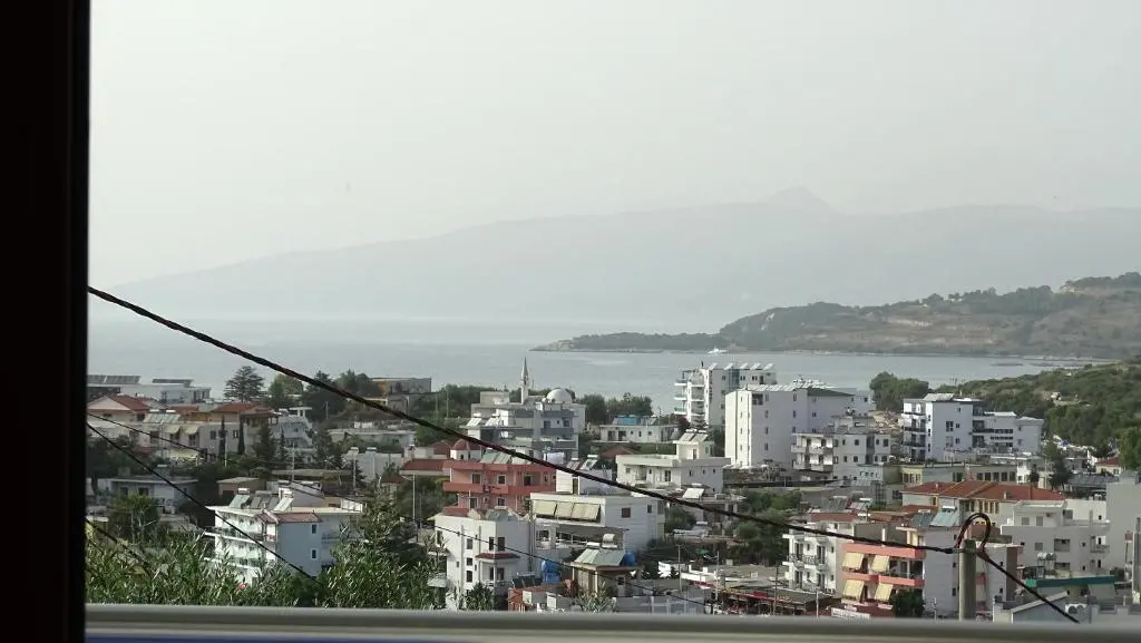 img_id_1662863.webp