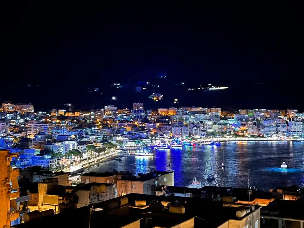 img_id_1106405.webp