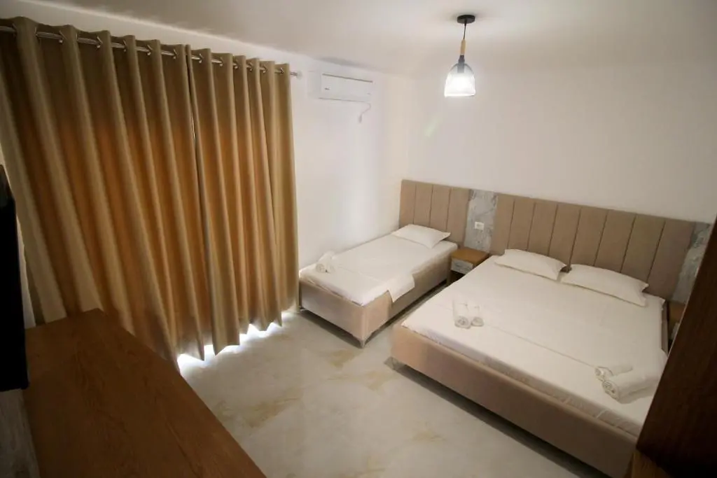 img_id_998020.webp
