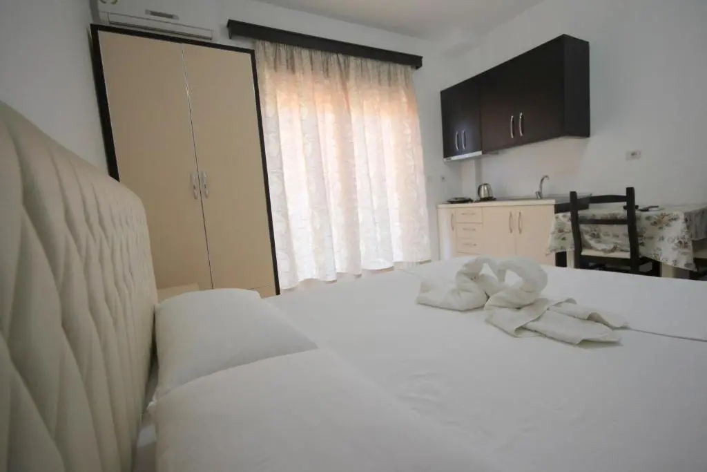 img_id_998059.webp