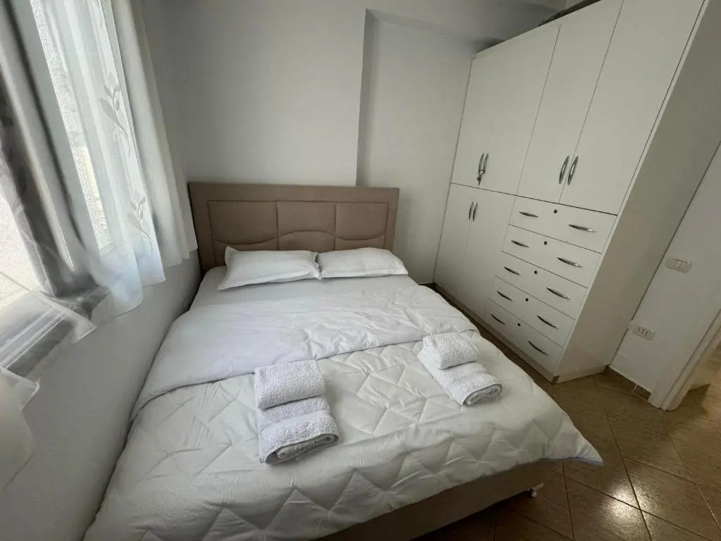img_id_1652084.webp