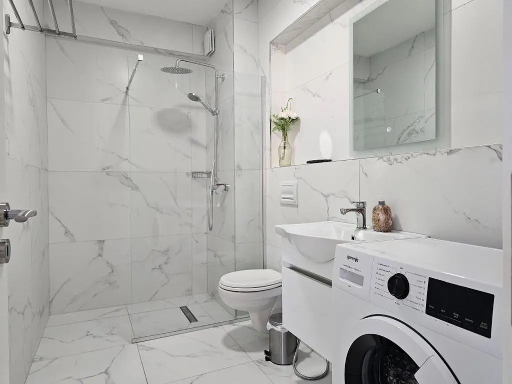 img_id_1393002.webp