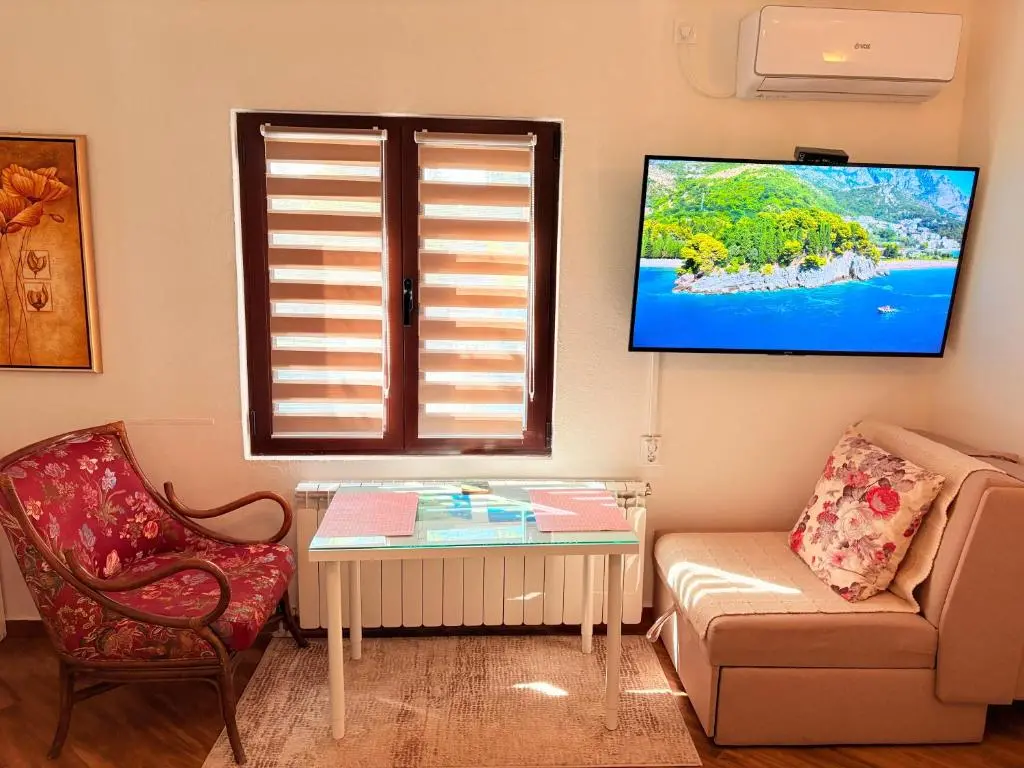 img_id_2381968.webp