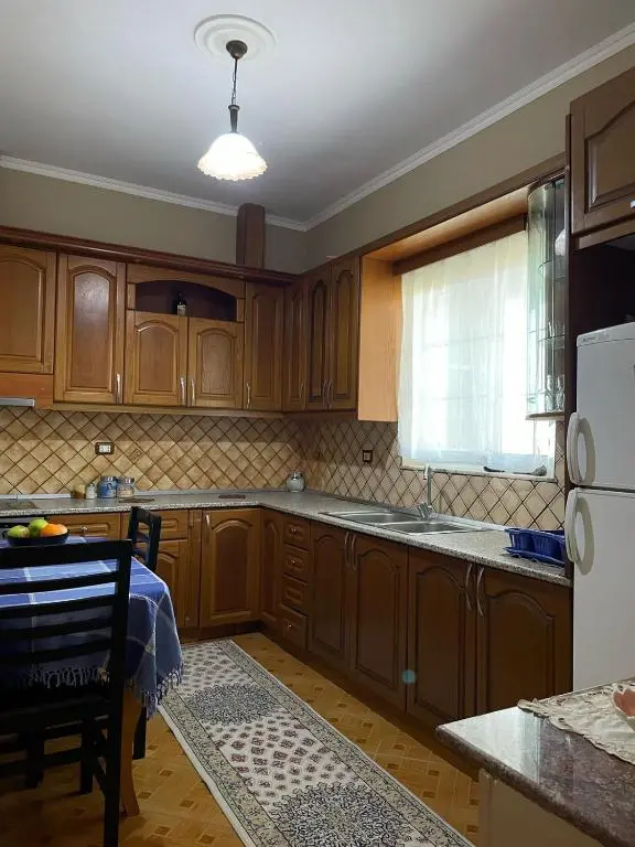 img_id_947077.webp
