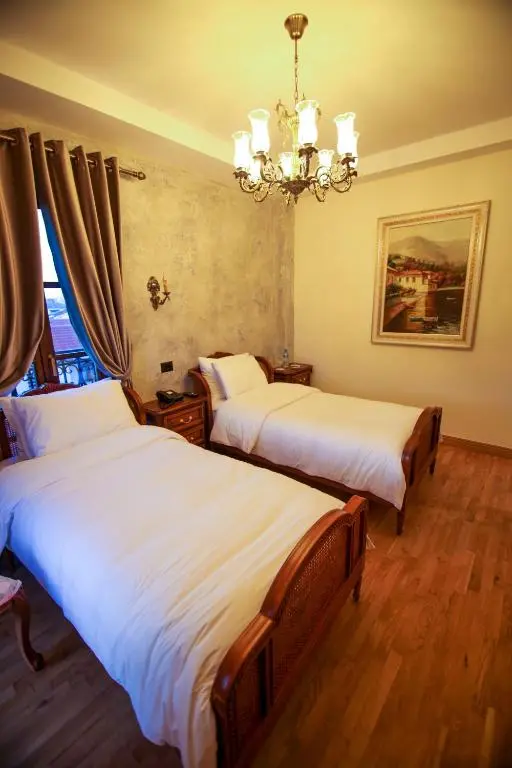 img_id_1665453.webp