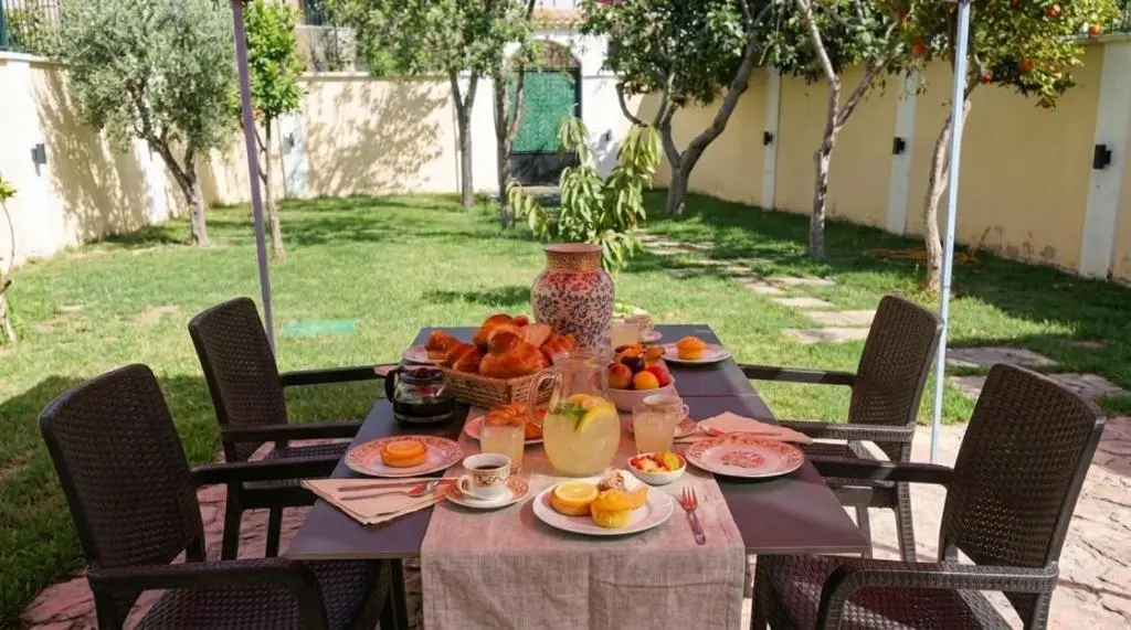 img_id_1694811.webp