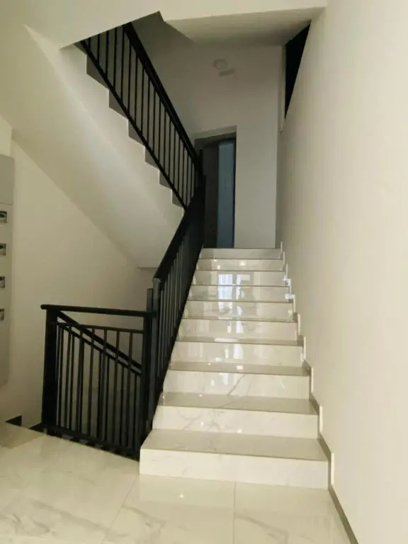 img_id_2364519.webp