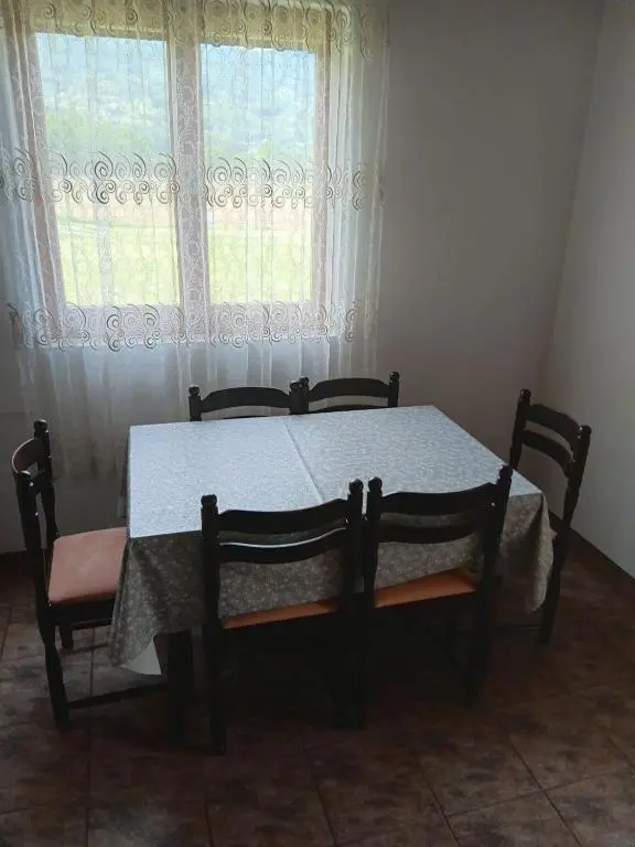 img_id_2362053.webp
