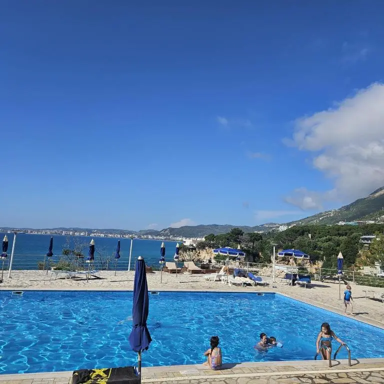 img_id_1687929.webp