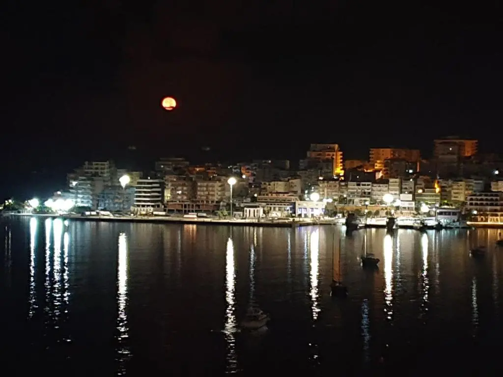 img_id_945856.webp