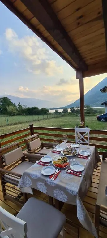 img_id_2353904.webp