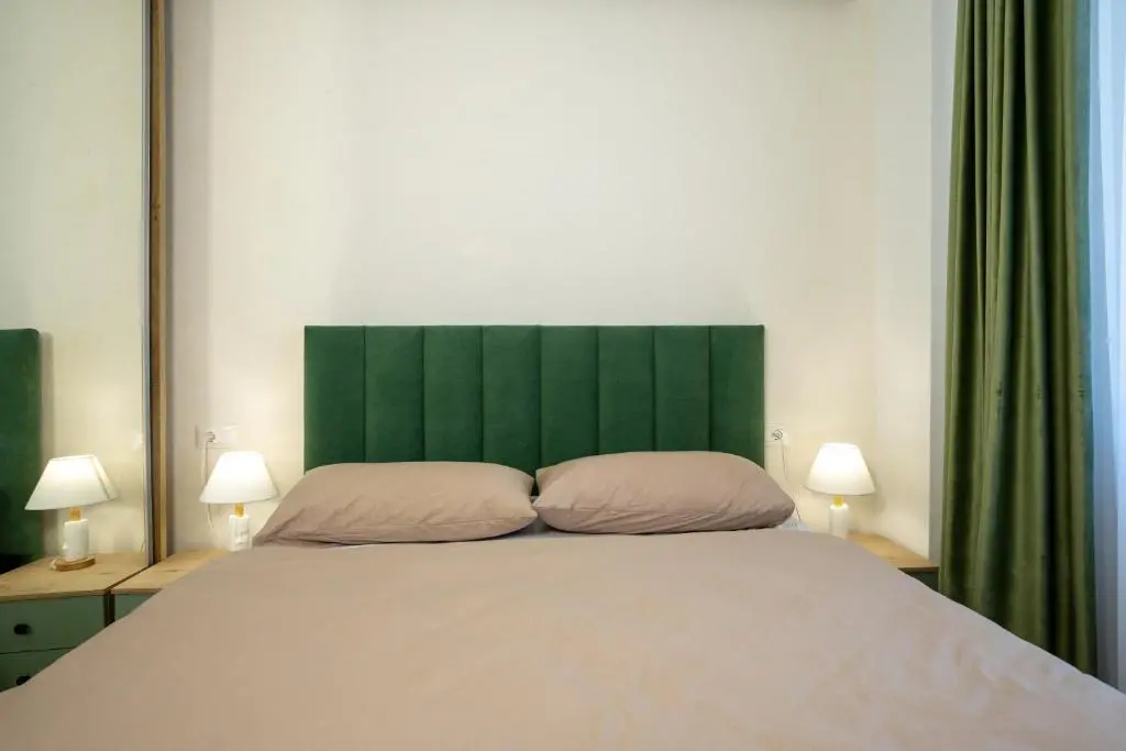 img_id_1705929.webp