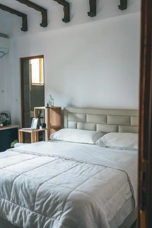 img_id_945638.webp