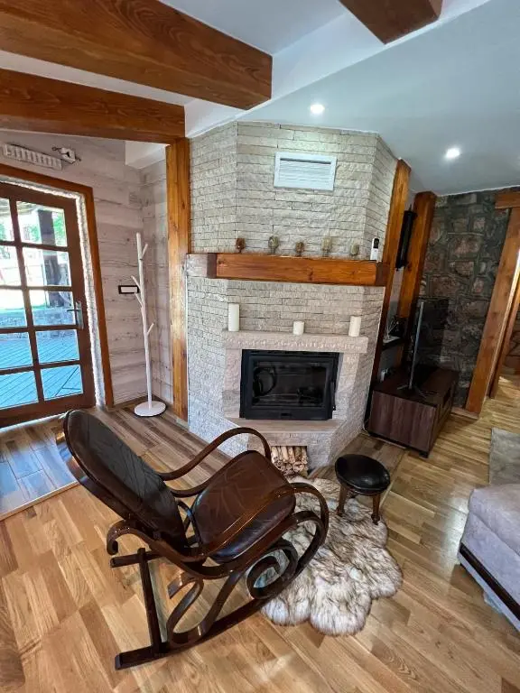 img_id_2351111.webp