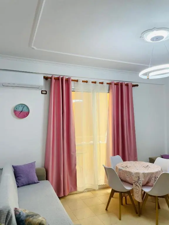 img_id_1721727.webp