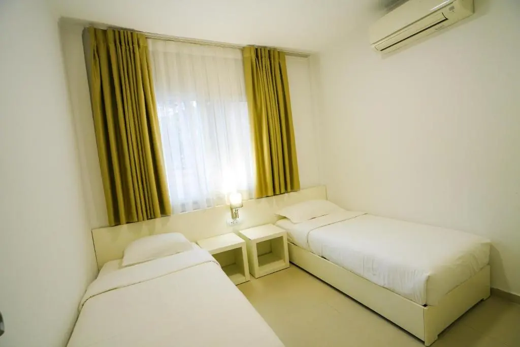 img_id_1208427.webp