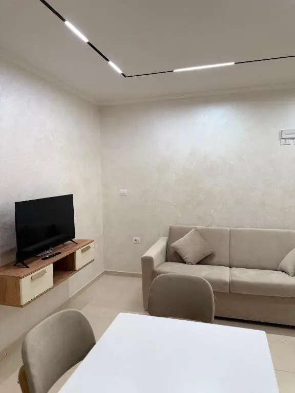 img_id_1220942.webp