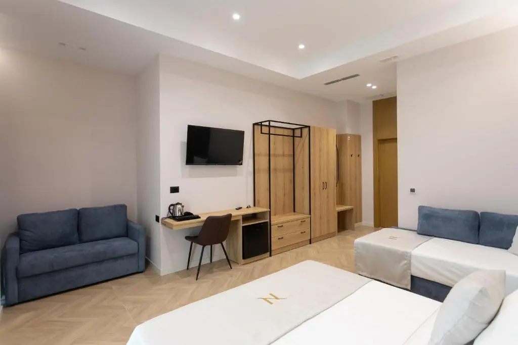 img_id_1217284.webp