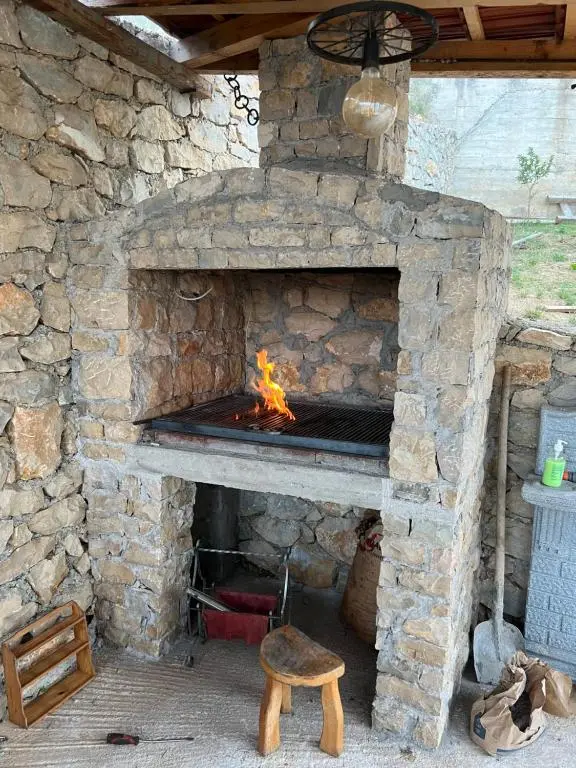 img_id_2349683.webp