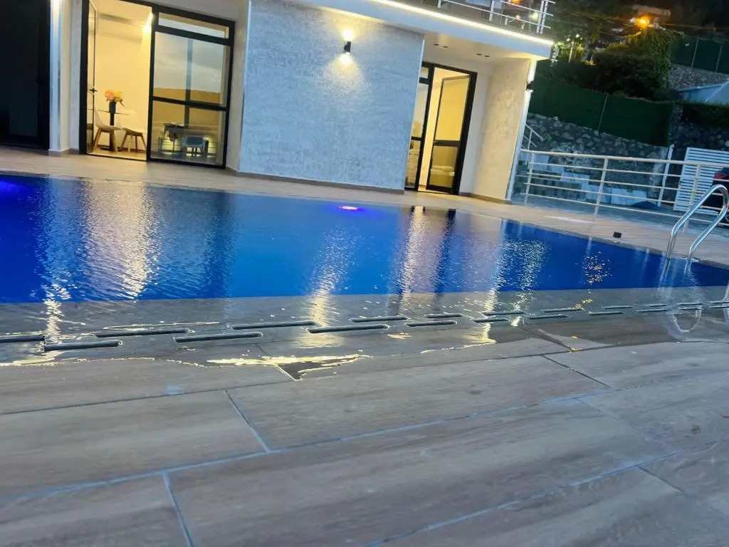 img_id_945177.webp