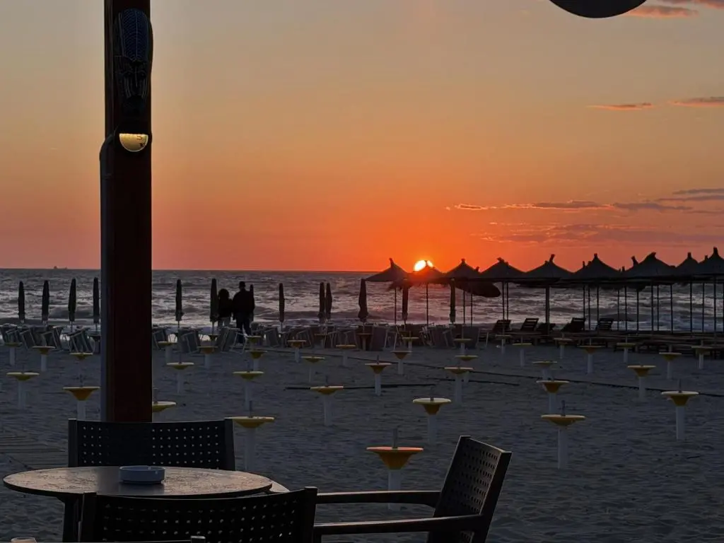 img_id_1721860.webp