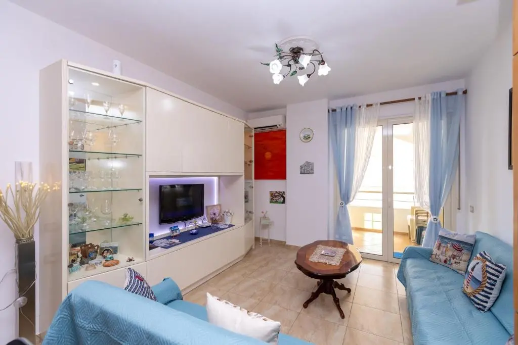 img_id_1205750.webp