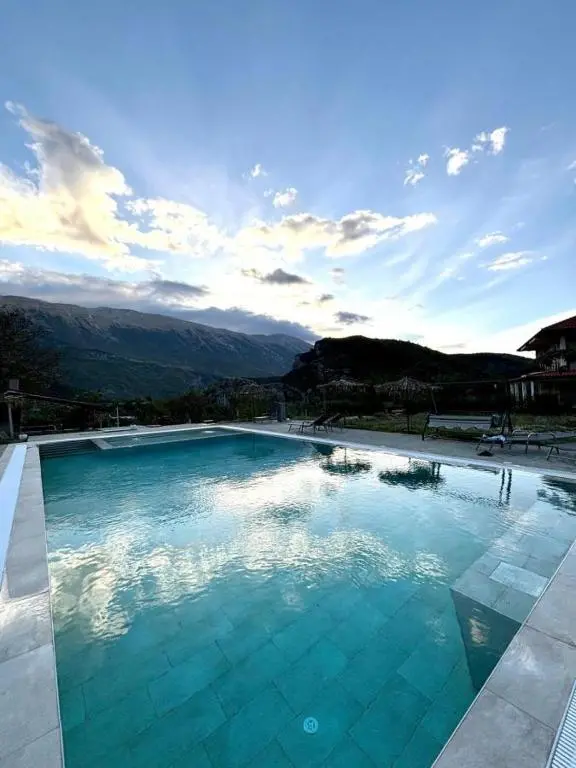 img_id_1162435.webp